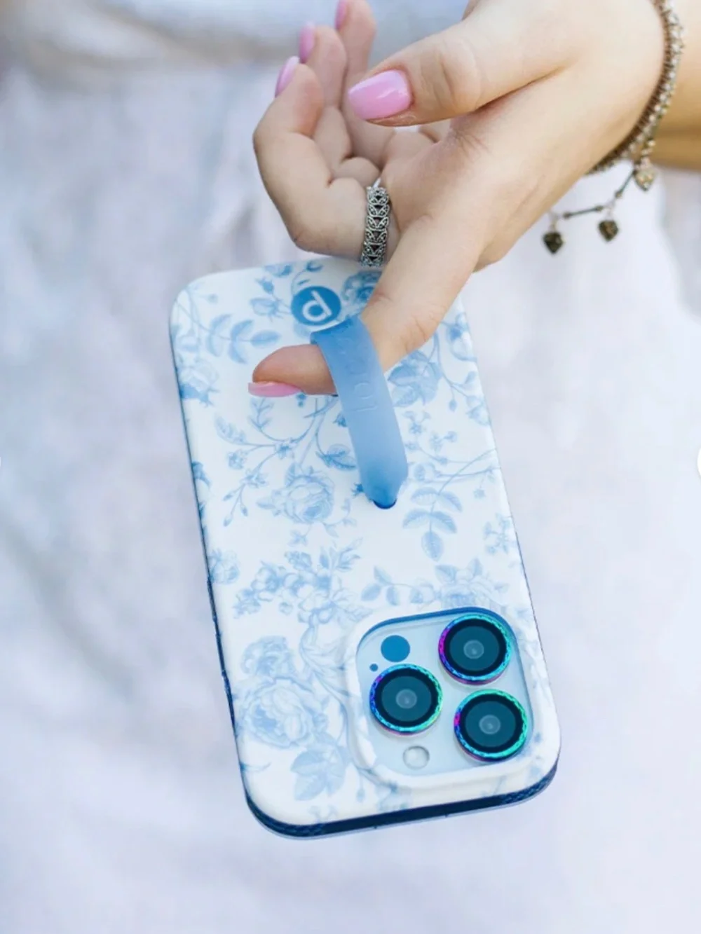 Loopy 15 Pro Blue Toile